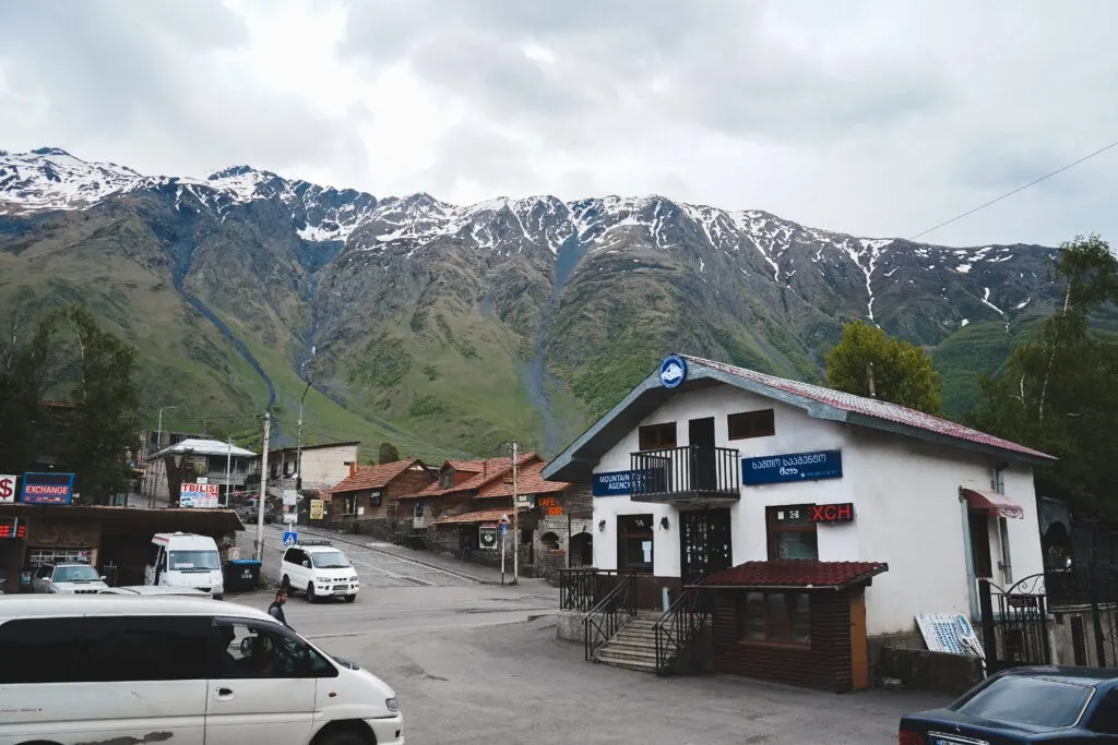 Логотип KazbekClimbing (MTA)